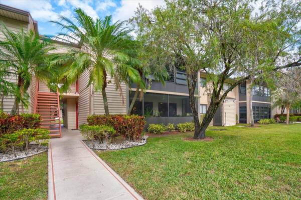 15484 Lakes Of Delray BLVD 103, Delray Beach, FL 33484