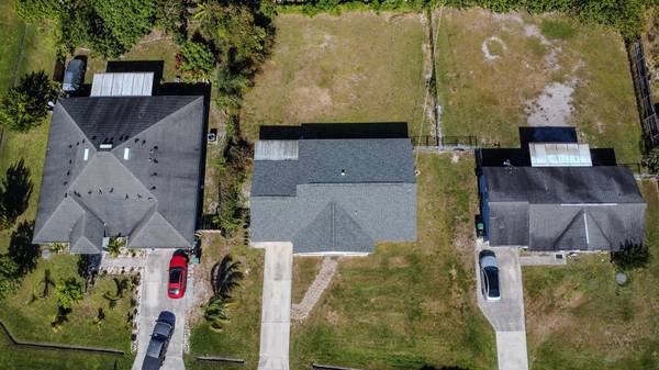 Port Saint Lucie, FL 34983,377 NW Placid AVE