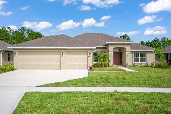 607 SW SW Millard DR, Port Saint Lucie, FL 34953