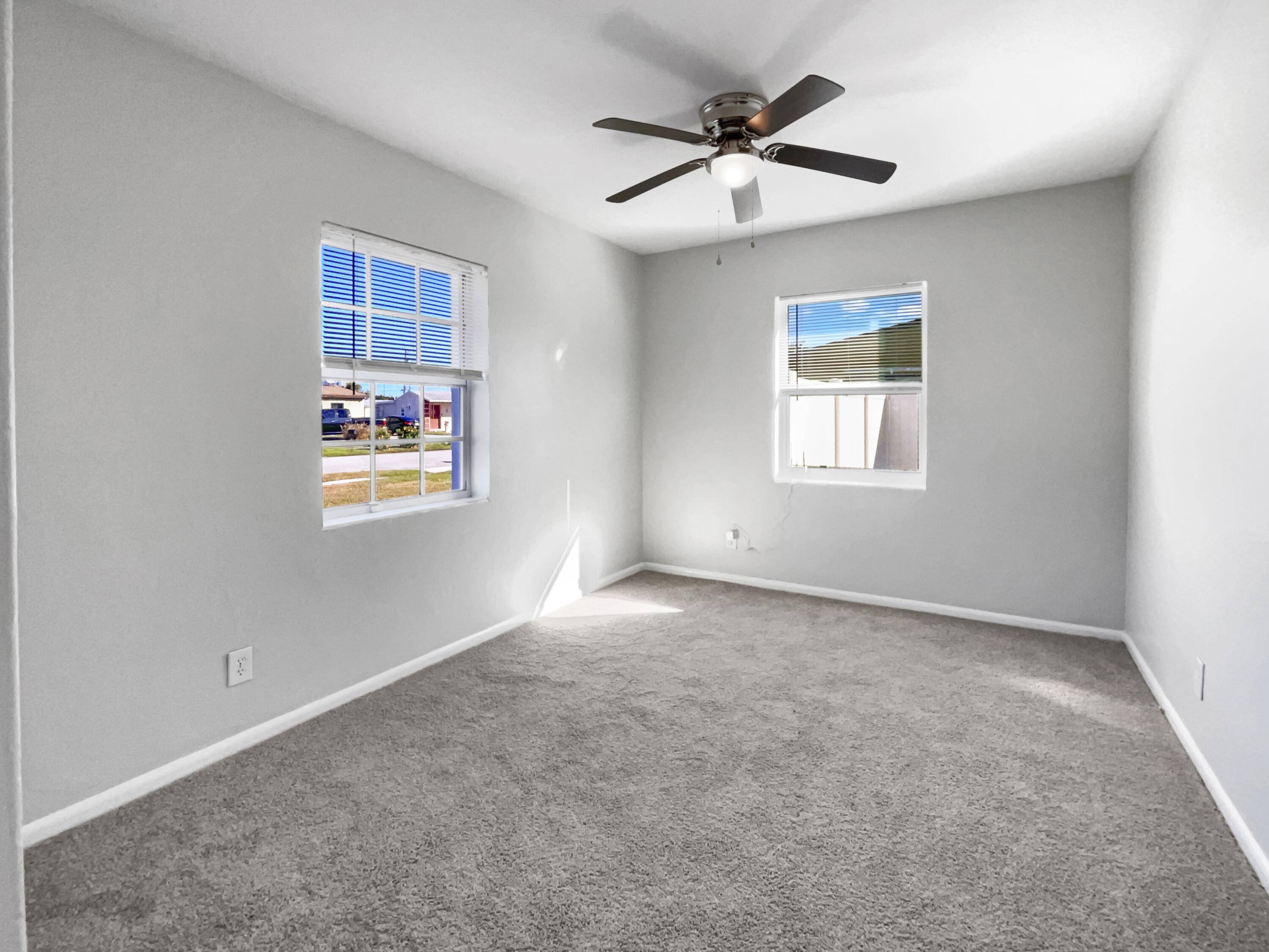 Riviera Beach, FL 33404,331 W 28th ST