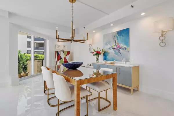 Palm Beach, FL 33480,3120 S Ocean BLVD 2 101