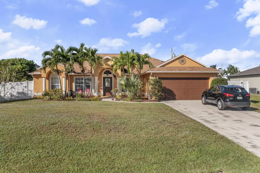 1766 SW Ardmore ST, Port Saint Lucie, FL 34953