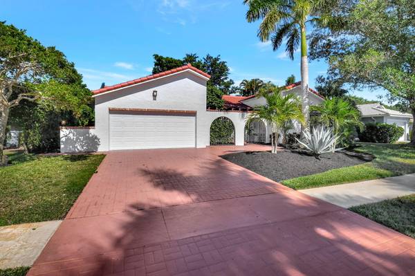 10310 Crosswind RD, Boca Raton, FL 33498