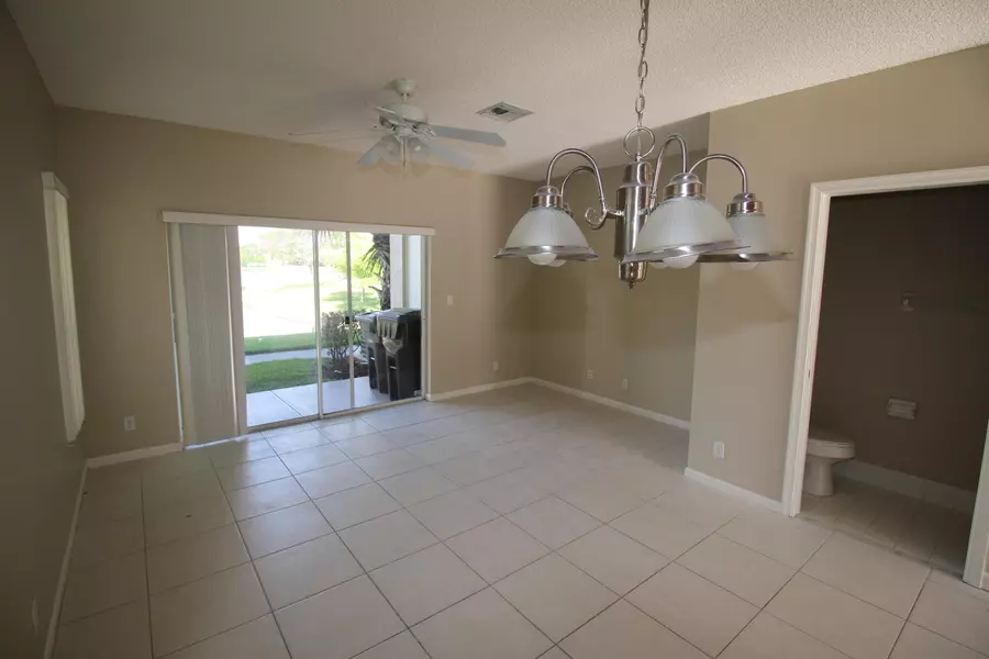 5222 Palmbrooke CIR, West Palm Beach, FL 33417