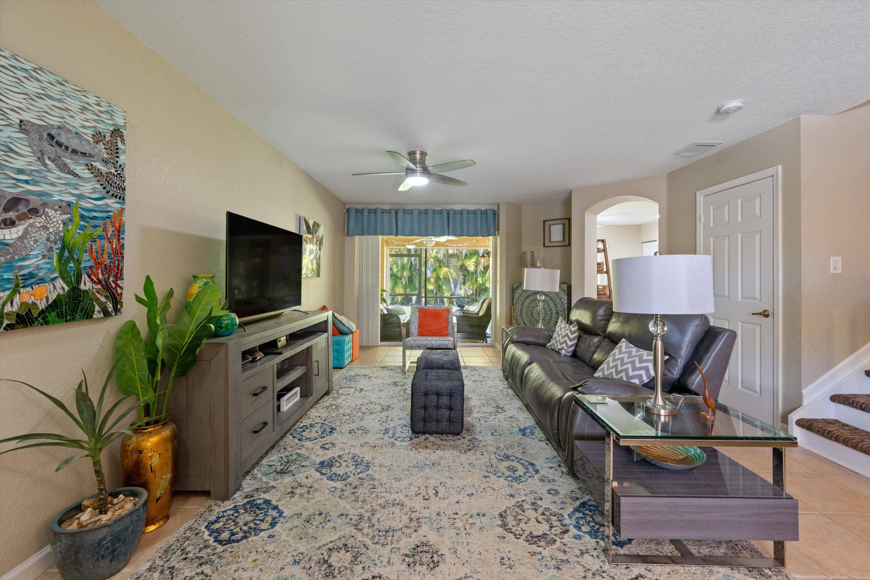 West Palm Beach, FL 33411,6151 United ST
