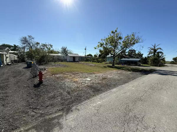 Belle Glade, FL 33430,1648 NE Avenue I AVE