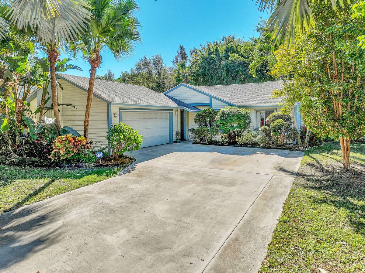 Jupiter, FL 33458,18257 Jupiter Landings DR