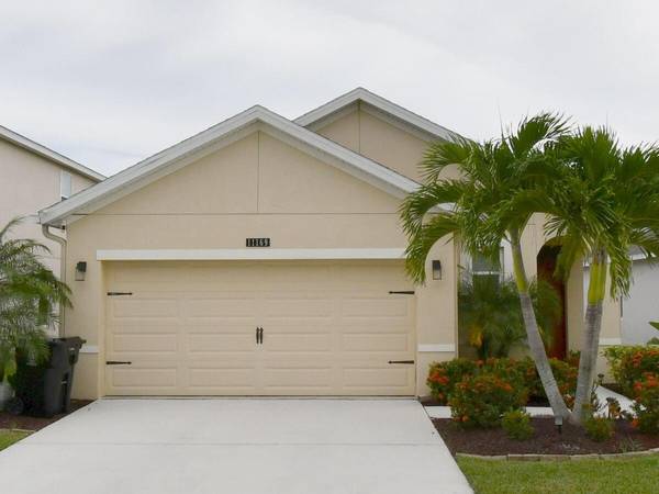 11169 SW Sophronia ST, Port Saint Lucie, FL 34987