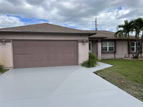 Port Saint Lucie, FL 34952,1561 SE Appamattox TER