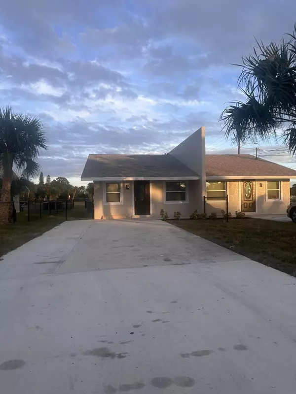 1302 N 12th ST A, Fort Pierce, FL 34950