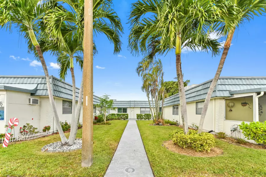 91 Waterford D, Delray Beach, FL 33446