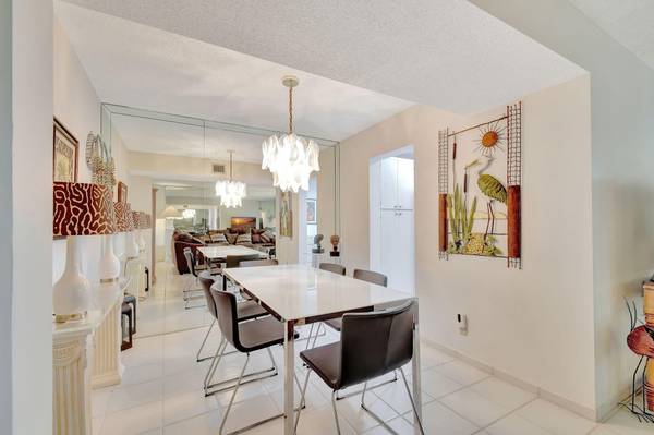 Lake Worth, FL 33467,3755 Via Poinciana 413