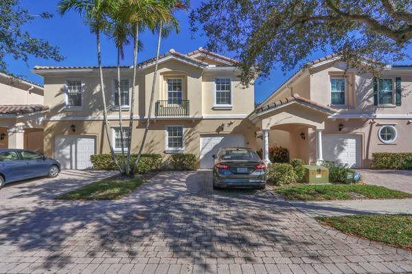 Palm Beach Gardens, FL 33410,312 Salinas DR