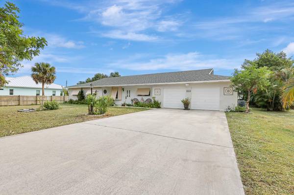 4486 SE Tribout LN, Stuart, FL 34997