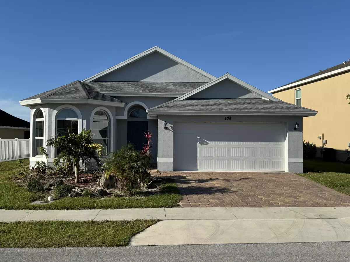 Fort Pierce, FL 34945,425 Seafoam CIR