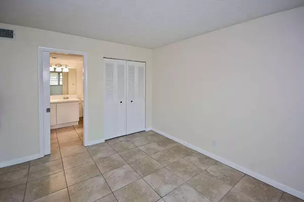 North Palm Beach, FL 33408,308 Southwind CT 2