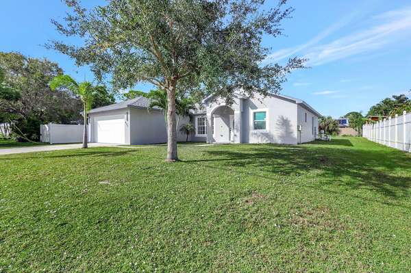 Port Saint Lucie, FL 34983,457 SW Todd AVE