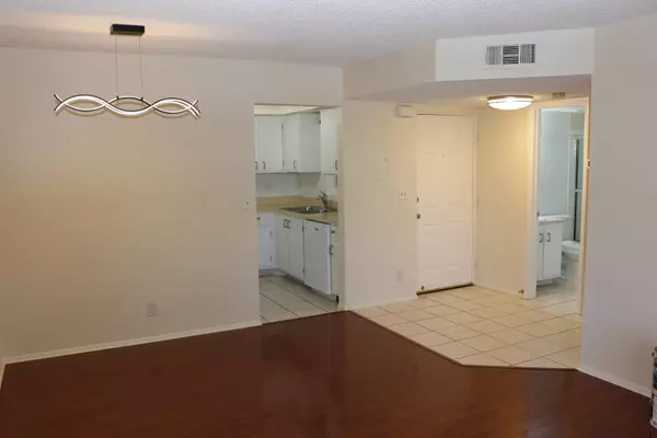 Port Saint Lucie, FL 34952,1563 SE Royal Green CIR B-203