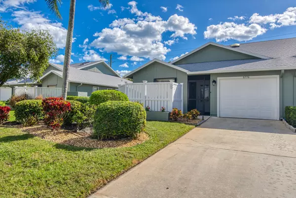 6776 SE Yorktown DR, Hobe Sound, FL 33455