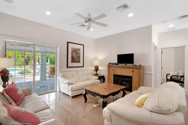 Delray Beach, FL 33446,4268 Maurice DR Guest House