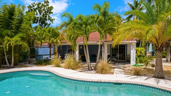 Delray Beach, FL 33446,4268 Maurice DR Guest House