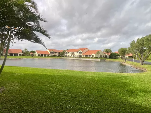 Boynton Beach, FL 33472,8300 Waterline DR 105