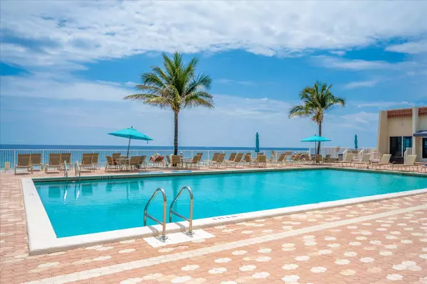 South Palm Beach, FL 33480,3520 S Ocean BLVD H301
