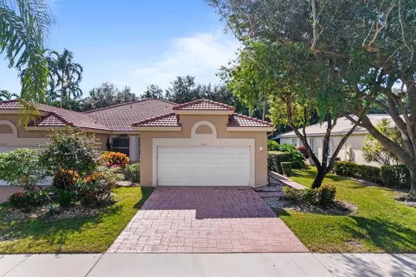 9523 N Crescent View DR, Boynton Beach, FL 33437