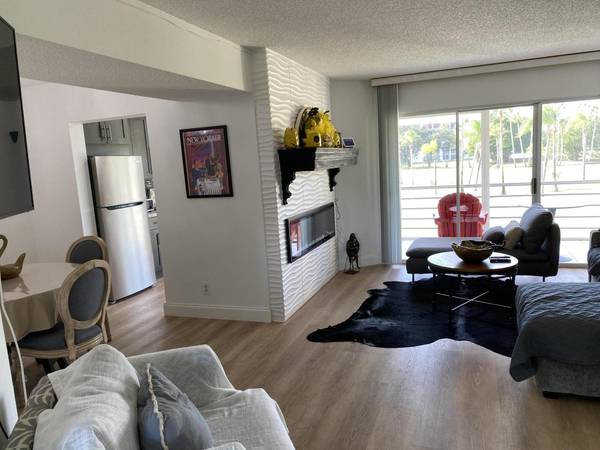 Lake Worth, FL 33467,3661 Via Poinciana 211