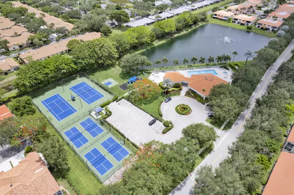 8653 Via Reale 49u, Boca Raton, FL 33496