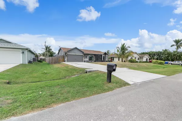 Port Saint Lucie, FL 34953,3162 SW Nutley ST