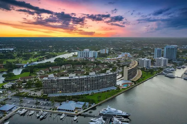 North Palm Beach, FL 33408,120 Lakeshore 4370 DR 437