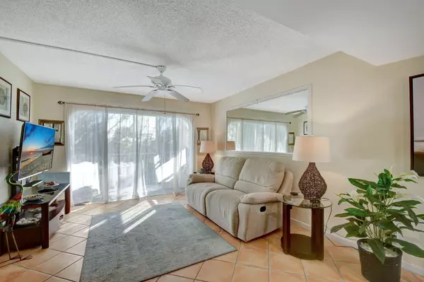 Boynton Beach, FL 33435,1810 New Palm WAY 415