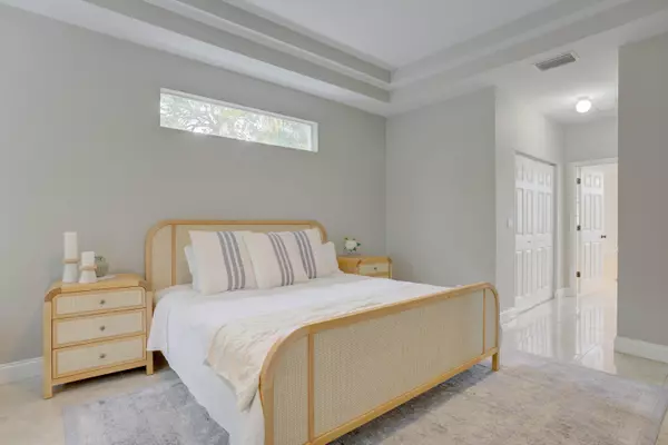 Jupiter, FL 33458,938 Marlin DR