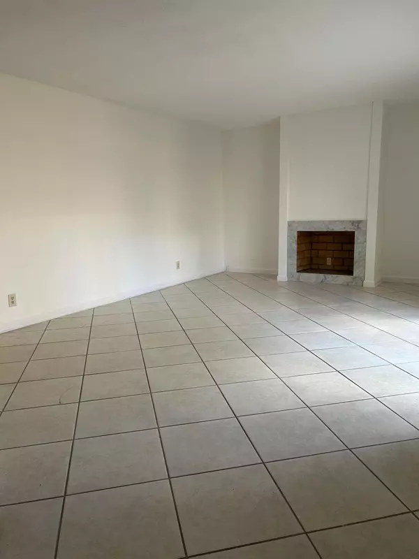 Palm Springs, FL 33461,601 Springdale CIR