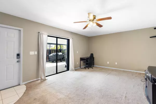 Port Saint Lucie, FL 34952,1102 SE Sir Lancelot DR B