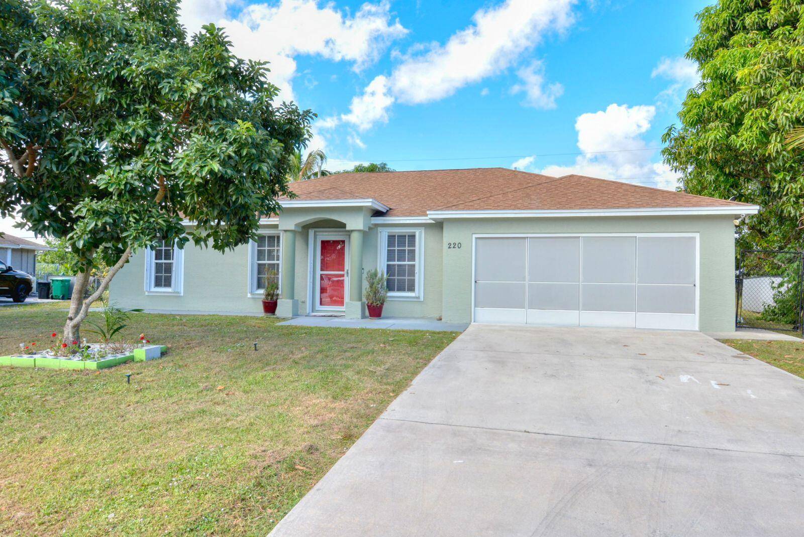 220 W Arbor AVE, Port Saint Lucie, FL 34952