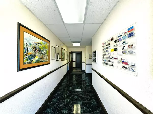 North Palm Beach, FL 33403,9112 Highway A1a Alt 103