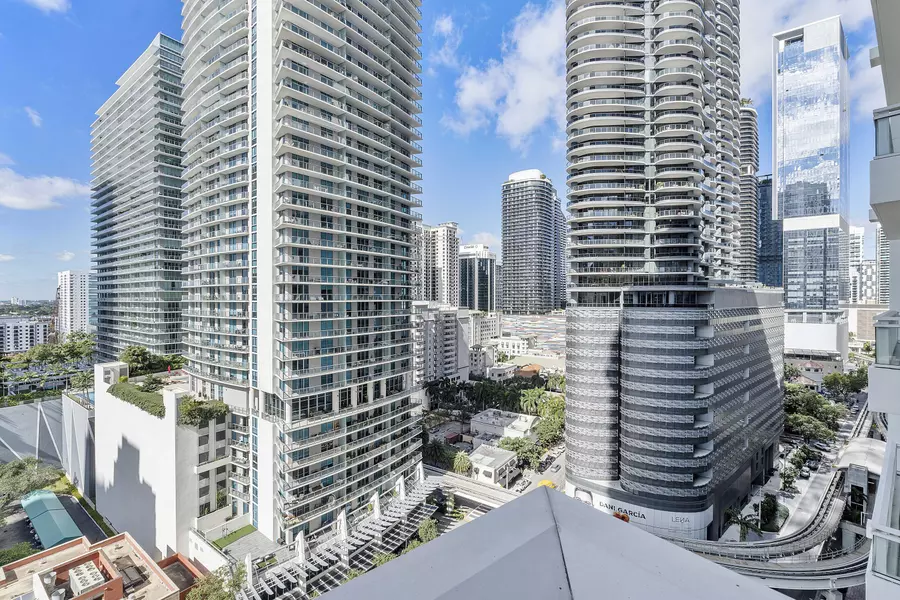 1080 Brickell AVE 1605, Miami, FL 33131