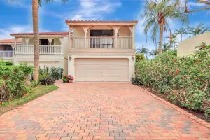 3501 Harbor CIR, Delray Beach, FL 33483