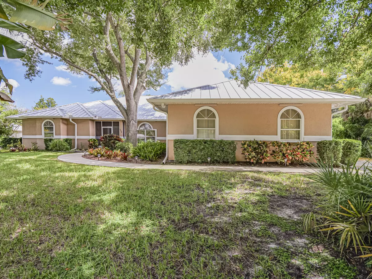 Sebastian, FL 32958,506 Cross Creek CIR