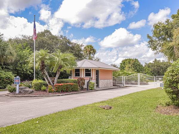 Sebastian, FL 32958,506 Cross Creek CIR