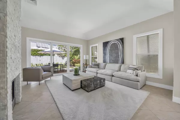 Palm Beach Gardens, FL 33410,2691 Cypress Island DR