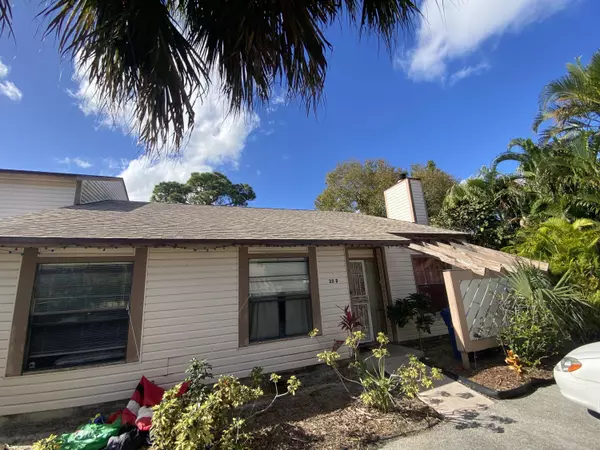 Jupiter, FL 33458,100 Sherwood CIR 20d