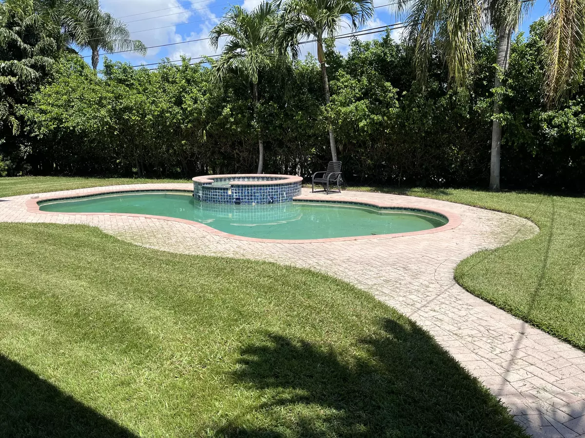 Boca Raton, FL 33486,1101 SW 13th DR