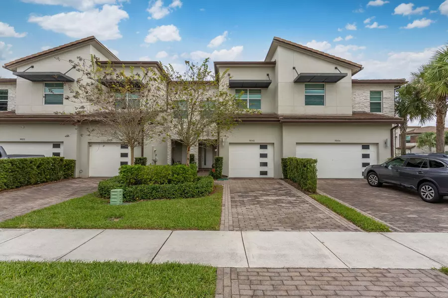 9040 Kingsmoor WAY, Lake Worth, FL 33467