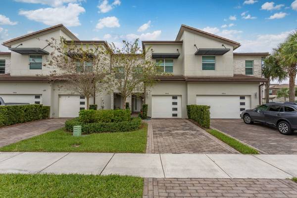 9040 Kingsmoor WAY, Lake Worth, FL 33467