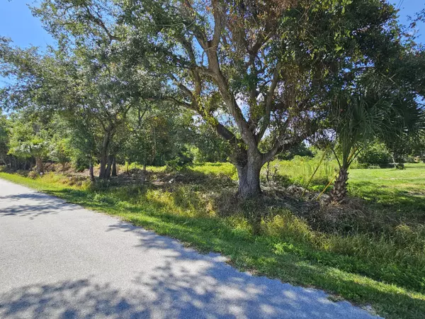 000 NW 87 CT, Okeechobee, FL 34972