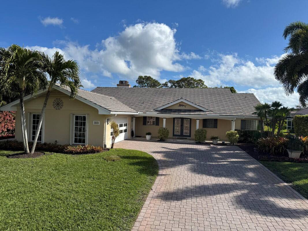 3521 SE Clubhouse PL, Stuart, FL 34997