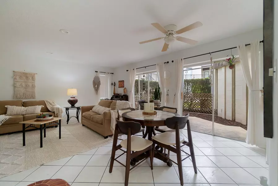 2 N Greenway 107, Royal Palm Beach, FL 33411